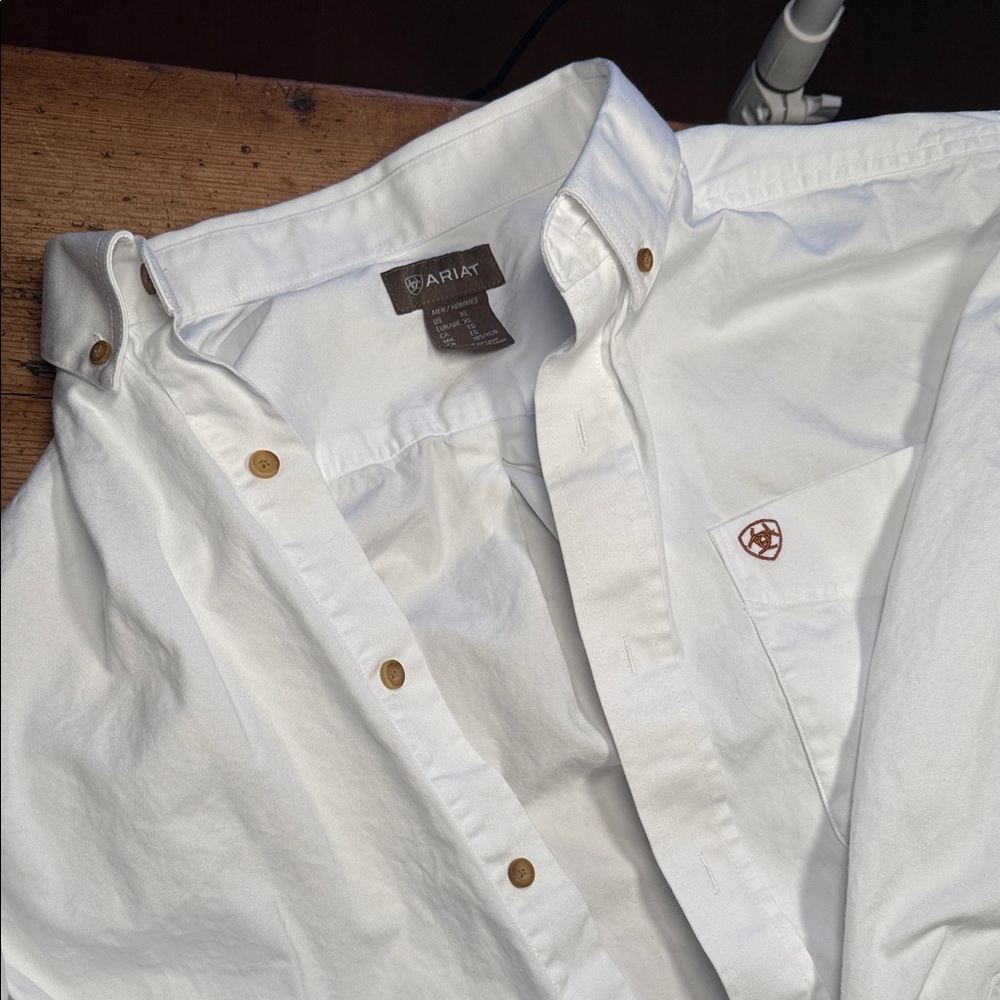 Ariat Solid Twill Classic Fit Dress Shirt